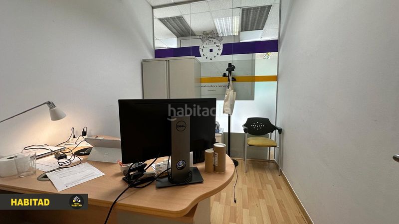 Foto e935166f-117d-47d9-9e6d-7754aee11c42. Local comercial amb calefacció a Eixample Sant Joan Despí