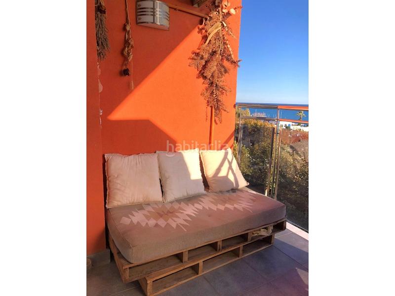 Foto 649b5e15-3234-469c-bf9d-124c1ef5e25f. Piso alquiler opción compra. piso en finca con ascensor, en primera línea de mar y con fachada recién reformada en Calella
