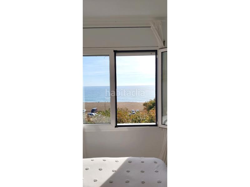 Foto d3fe1596-7a29-4ddf-b5b1-d437e55d9111. Piso alquiler opción compra. piso en finca con ascensor, en primera línea de mar y con fachada recién reformada en Calella