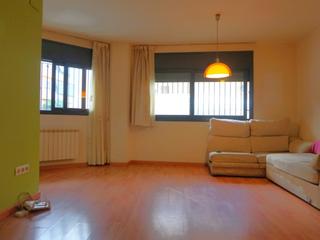 Appartamento  N/a. Piso seminuevo de 78 m en tordera  bajo luminoso en zona tranqui