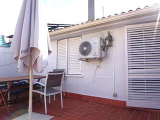 Etagenwohnung  N/a. Ático dúplex reformado con terraza, parking, trastero y piscina