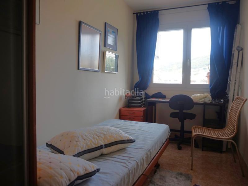 Foto 80de0320-80f3-4277-8d37-d087e9493fd3. Piso  de 67 m del año 2003, bien conservado, con 2 habitaciones y 2 baños completos. en Pineda de Mar