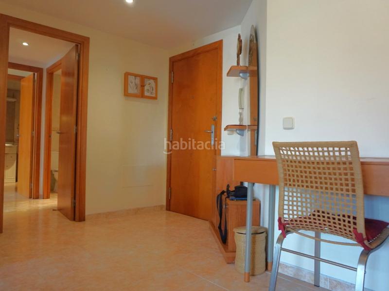 Foto 8b3743bd-f279-469c-b72d-792669e1d8f8. Piso  de 67 m del año 2003, bien conservado, con 2 habitaciones y 2 baños completos. en Pineda de Mar