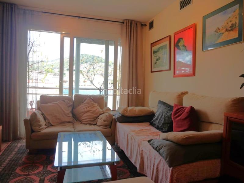 Foto e9de830b-1211-4fdd-bb22-759fa7541792. Piso  de 67 m del año 2003, bien conservado, con 2 habitaciones y 2 baños completos. en Pineda de Mar