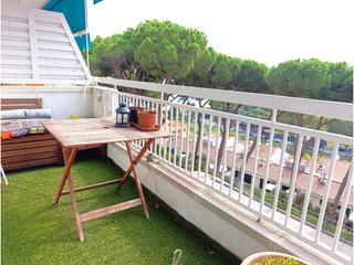 Pis  N/a. Piso reformado con terraza en zona tranquila de sant pol de mar.