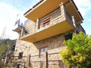 Haus  Paseo hortsavinya. Casa de fin de semana en pleno parc del montnegre. casa con cédu