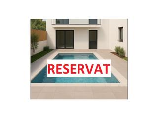 Pis  Calle comtal. Exclusiva promoción de obra nueva en el centro de pineda