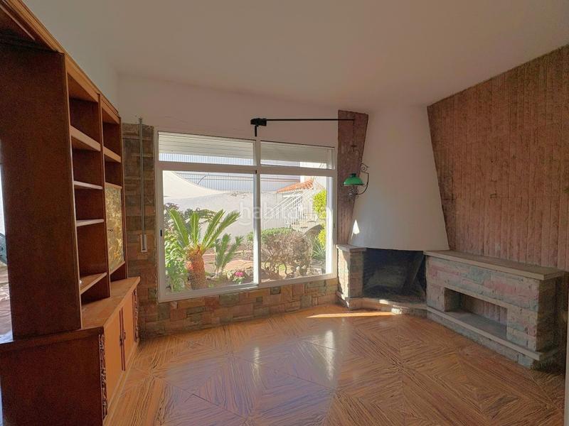 Foto d30515b8-df39-45d8-8fb6-509d792369cd. Casa amb aparcament a Malgrat de Mar