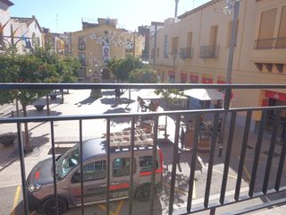 Casa  Plaza catalunya. Casa singular de 3 plantas en pleno centro de pineda de mar, sit