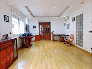 Appartamento  Calle sant pere. Espectacular terraza de 50 m en pleno centro de calella  viviend