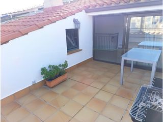 Pis  Calle esgl�sia. Impecable d�plex con terraza y muchas posibilidades  a un paso d