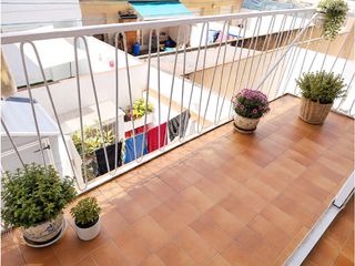 Pis  Avenida mediterrani. Apartamento en pineda de mar, situado en la avenida mediterrani,