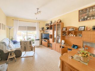 Appartamento  Calle montpalau. Oportunidad. piso en el centro con 4 habitaciones y parking opci