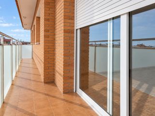 Dachwohnung  Calle montpalau. Ático dúplex muy soleado con terraza privada de 70 m en el centr