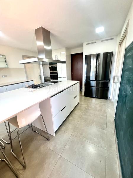 Foto 67a42dbc-6d73-431e-aec6-5f4184c3309f. Xalet amb xemeneia calefacció aparcament piscina a Pallejà