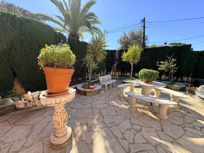 Foto 6b724927-3573-4bdf-9315-097905d86340. Casa amb xemeneia calefacció aparcament piscina a Pallejà
