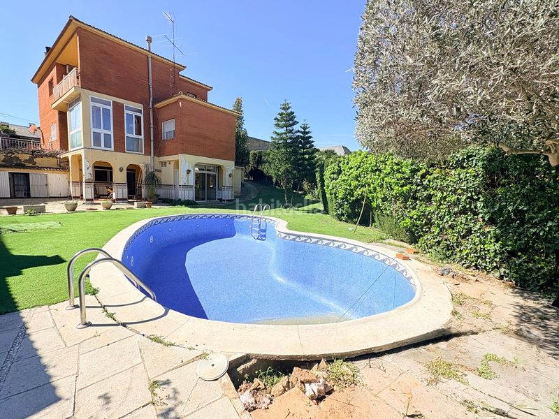 Foto aef046a0-59d4-416e-b8c2-4b3dbd5b13c2. Casa amb xemeneia calefacció aparcament piscina a Pallejà