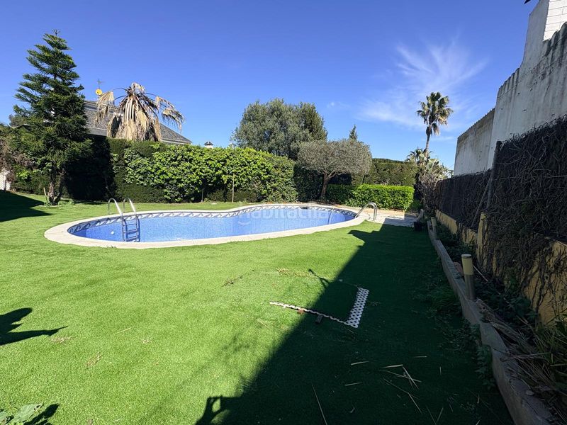 Foto c59df6c3-d88b-46fd-a8f2-0d446c866ba2. Casa amb xemeneia calefacció aparcament piscina a Pallejà