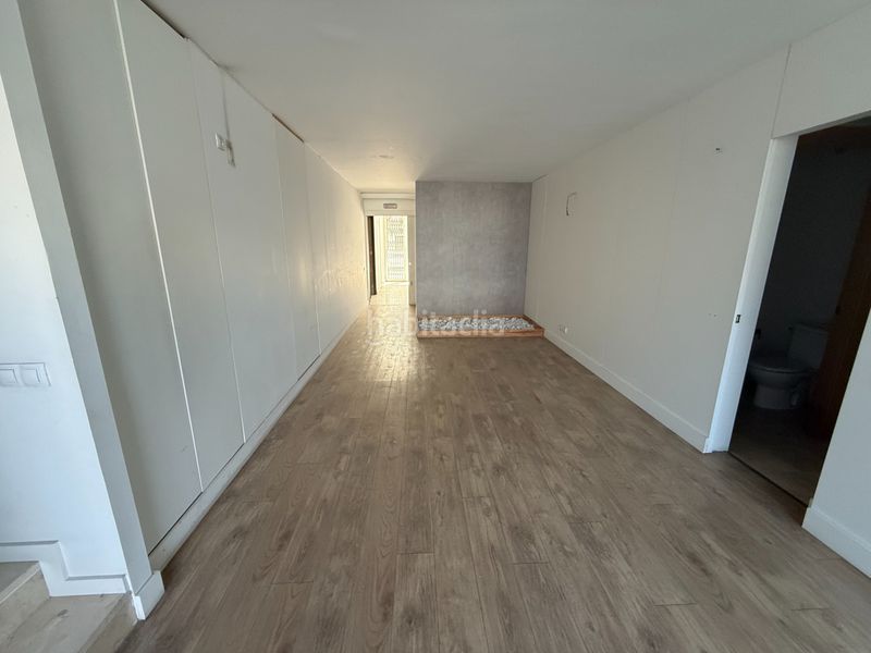 Foto 8ac77796-e4f8-4a2a-8b8e-014b8318285f. Local comercial a Centre Sabadell
