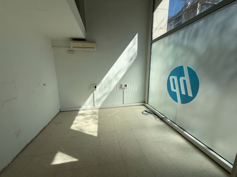 Foto 9d40d587-3ae4-49bd-8004-788e49b65b76. Local comercial a Centre Sabadell