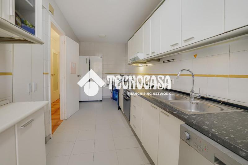 Foto 36f75a42-0327-41cc-bfd2-c60e59dda33d. Pis amb calefacció aparcament a Sant Joan Baptista Sant Adrià de Besòs