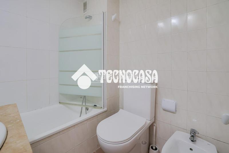 Foto b3e58d96-7e57-4b28-ae58-b0ac48225f7c. Pis amb calefacció aparcament a Sant Joan Baptista Sant Adrià de Besòs