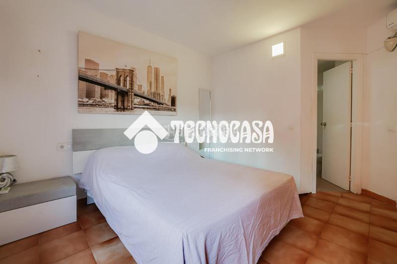 Foto d73d7b20-f3ba-42d5-9ed3-7d09387e5adb. Pis amb calefacció aparcament a Sant Joan Baptista Sant Adrià de Besòs