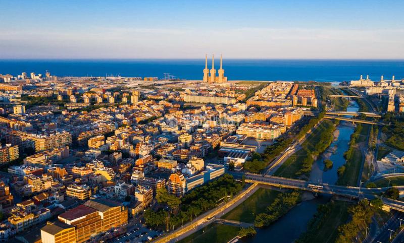 Foto f16176a9-62b0-4d29-9117-75a29910e159. Pis amb calefacció aparcament a Sant Joan Baptista Sant Adrià de Besòs