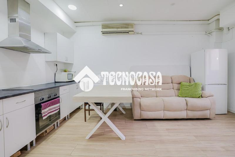 Foto c86cc648-6b7c-41de-8028-68d812e03066. Etagenwohnung in Congrés Badalona