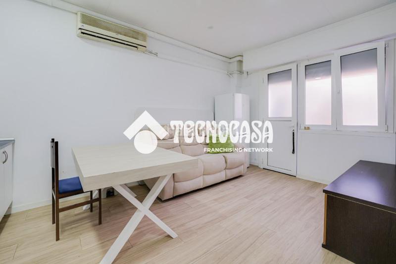 Foto caaa9eba-6343-49ee-a92e-f0461d020024. Etagenwohnung in Congrés Badalona