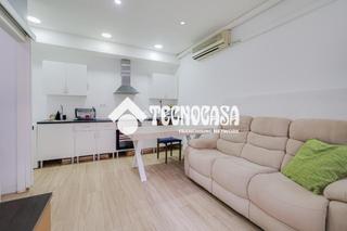 Appartement à Congrés. Piso en venta en badalona