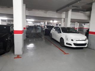 Autoparkplatz in Via Europa - Parc Central. Plaza de pk en la via europa