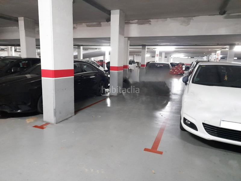 Foto a1e6040d-95c4-430f-9aed-4594e69f42be. Aparcament cotxe a Via Europa - Parc Central Mataró