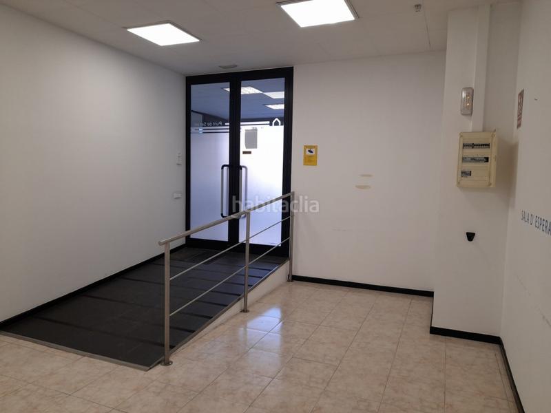 Foto 340b7db4-7c14-4821-9007-44fc17943bb8. Location local commercial dans Centre Mataró