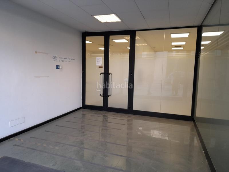 Foto 9a3d1057-fe05-4eb1-8a8c-a1266d8bc0fe. Location local commercial dans Centre Mataró