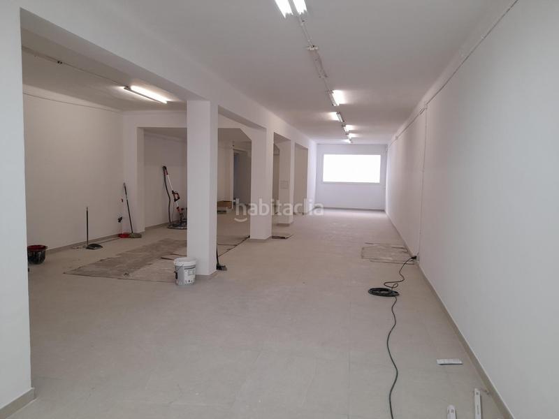 Foto 829413bc-8516-41c4-80aa-a3e29dc6c3f5. Alquiler local comercial gran local comercial de 275m con patio en la Eixample en Mataró