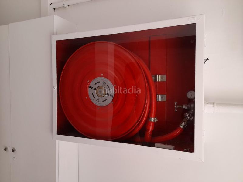 Foto 7d53aeba-5132-4d25-b6dd-b0913d9c4db0. Location local commercial dans Eixample Mataró