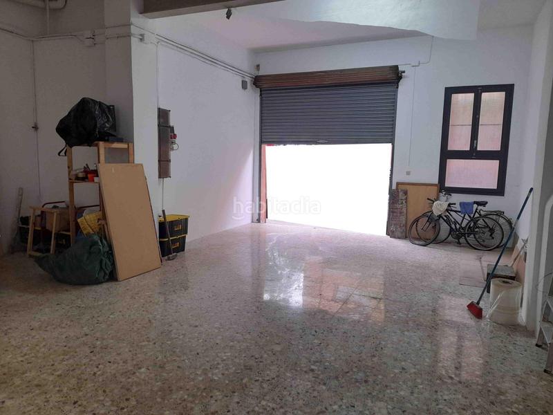 Foto ed634d05-44c6-4c90-8265-16dc512ce1ff. Alquiler local comercial gran local comercial en zona els molins en Mataró