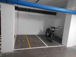 Autoparkplatz in Via Europa - Parc Central. Plazas de parking para coche o motos en la plaça granollers de m
