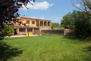 Masia a Vilademuls. Espectacular masia actualizada, con piscina, y enorme solar