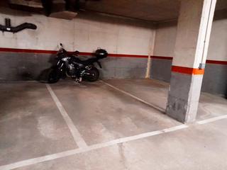 Parking voiture à Eixample. Plaza de parking de unos 10m en la ronda francesc macià