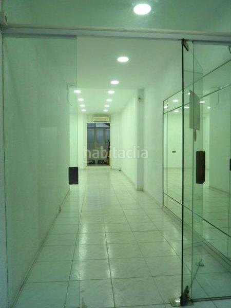 Foto 6f97197b-ede0-4854-82d7-224280ca9ba3. Alquiler local comercial  con muchas posibilidades centro en Mataró