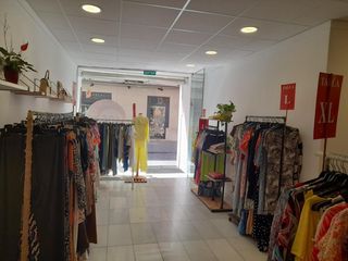 Lloguer Local Comercial a Centre. Local comercial en mataró magnifica ubicación mataró al lado del