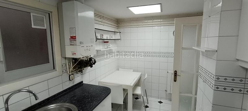 Foto f01d8807-0d54-4af7-9749-c98da287c2b5. Pis amb calefacció a Centre Mataró