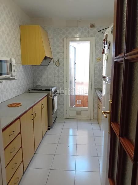 Foto d7ff40dd-6911-4131-a6c2-25c61a1759a3. Piso  en venta en lHavana de 4 hab. con vistas en Mataró
