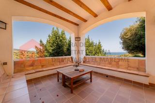 Casa a Cinc Sènies. Espectacular finca muy tranquila, con piscina climatizada, garaj