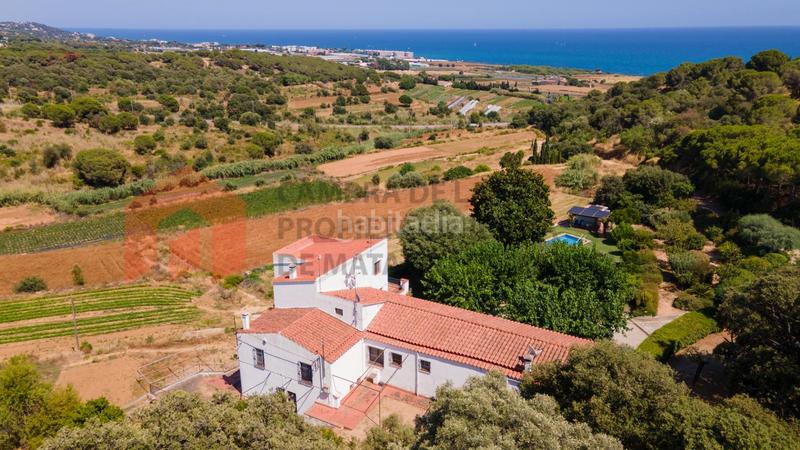 Foto 05382946-c671-48da-a82a-271bbf9f3aeb. Casa amb aparcament a Cinc Sènies Mataró