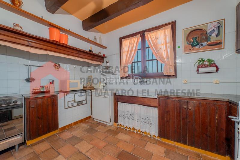 Foto 24326892-6909-4b9f-b24e-66ab16ab6be1. Casa amb aparcament a Cinc Sènies Mataró