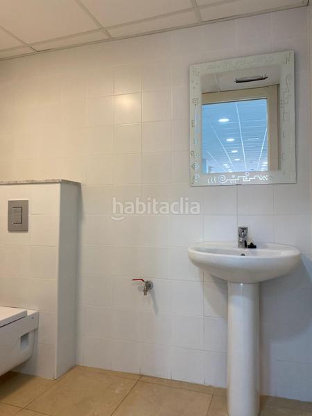 Foto cefe7677-7daa-4c84-ae67-5484f70fb57b. Rent business premise in Eixample Mataró