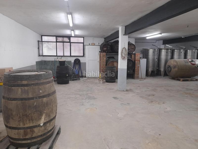 Foto f6df5b4b-f096-42b7-8e09-286c423766d9. Location local commercial dans El Palau - Escorxador Mataró